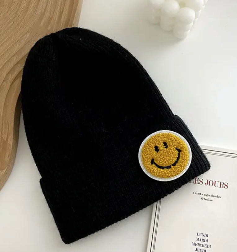 smiley toque